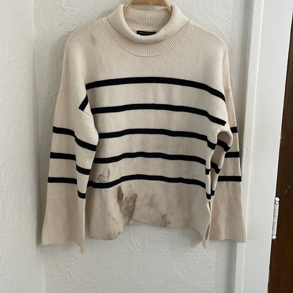 BANANA REPUBLIC Mariner Stripe Sweater - Picture 3 of 7